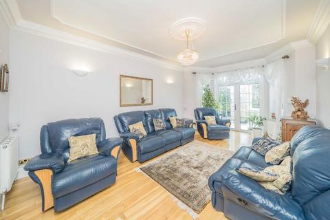 5 bedroom semi-detached house for sale, Peter Avenue, London NW10