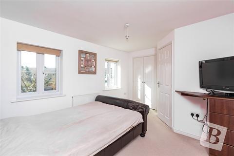44 Quarry Close, Gravesend, DA11 0GA