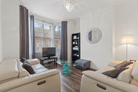 3 bedroom terraced house for sale, Chapter Road, London NW2