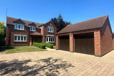 4 bedroom detached house for sale, Middle Street, Barkestone