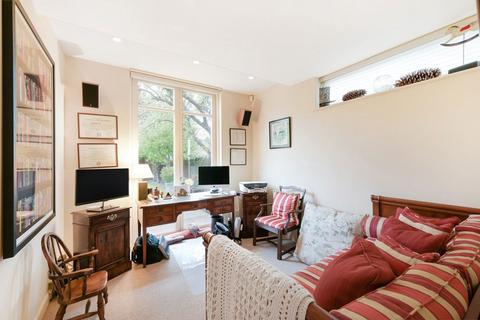 3 bedroom detached house for sale, Park Road, London W4