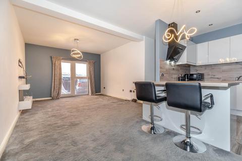 2 bedroom apartment for sale, Pullman Court, Leeds