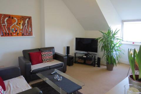 1 bedroom flat to rent, Church Crescent, Muswell Hill, N10