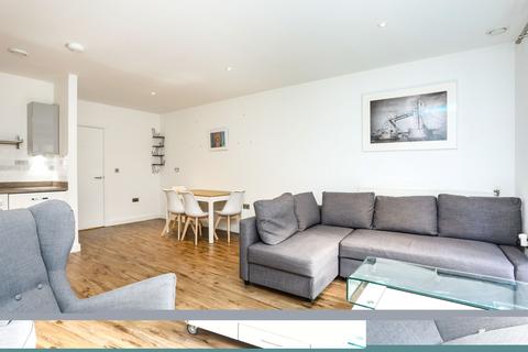 2 bedroom flat to rent, 3 Rolfe Terrace London SE18