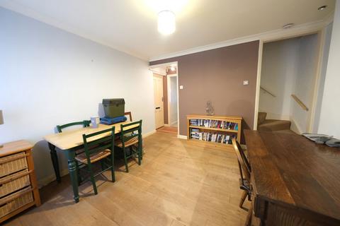 76 Braunston Road, Oakham, LE15 6LE