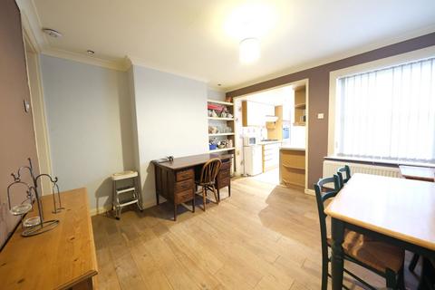 76 Braunston Road, Oakham, LE15 6LE