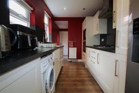 3 bedroom terraced house for sale, Roberts Road, Leicester