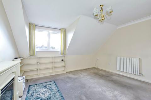 2 bedroom retirement property for sale, The Crescent, Abbots Langley, WD5