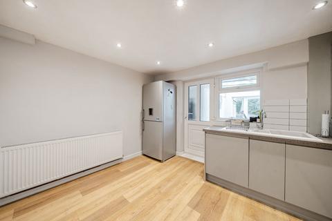 25 Beech Road, Oakham, LE15 6DG
