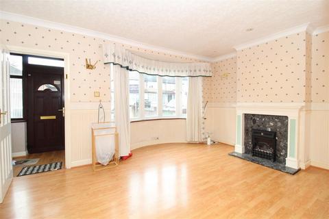 3 bedroom house to rent, Chertsey Drive, Cheam, Sutton