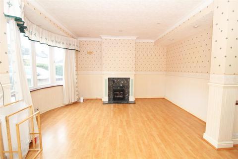 3 bedroom house to rent, Chertsey Drive, Cheam, Sutton