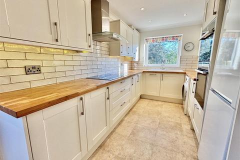 3 bedroom semi-detached house for sale, Fosters Spring, Poole BH16