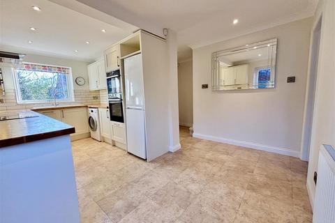 23 Fosters Spring, Lytchett Matravers, Poole, BH16 6NE