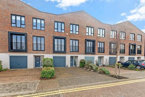 4 bedroom townhouse for sale, Common Creek Wharf, Rochester, Kent