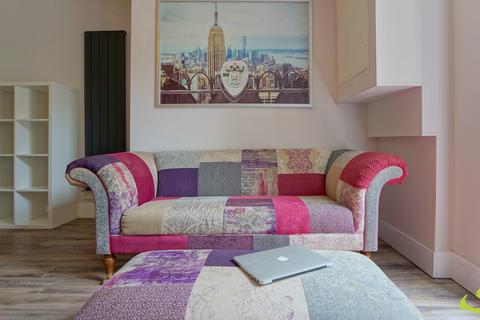 2 bedroom flat to rent, Tisbury Road, Hove