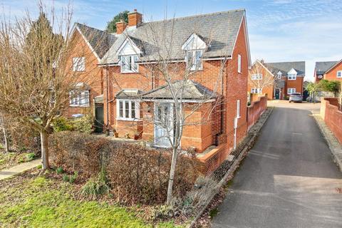 Sunset Ridge, Mewburn Road, Banbury