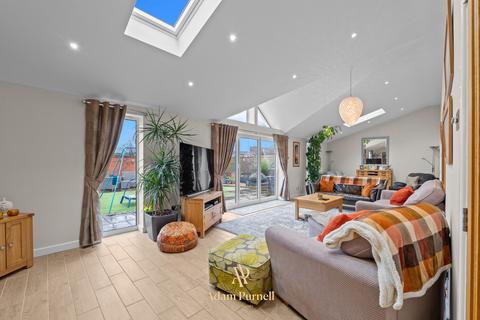 5 Barlestone Drive, Hinckley, LE10 0XZ