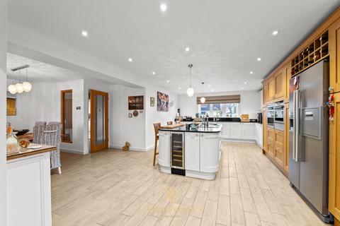 5 Barlestone Drive, Hinckley, LE10 0XZ