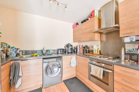 2 bedroom flat for sale, High Road Leytonstone, Leytonstone, London, E11