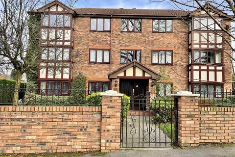 2 bedroom apartment to rent, Ladybridge Road, Cheadle SK8