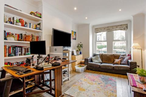 3 bedroom terraced house to rent, Adelaide Grove, London, W12