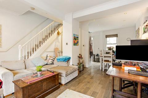 3 bedroom terraced house to rent, Adelaide Grove, London, W12