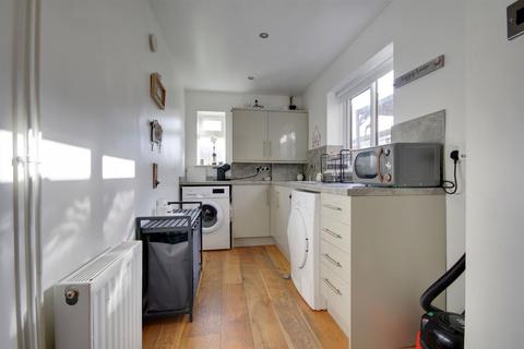 3 bedroom end of terrace house to rent, Hill Rise, St. Ives