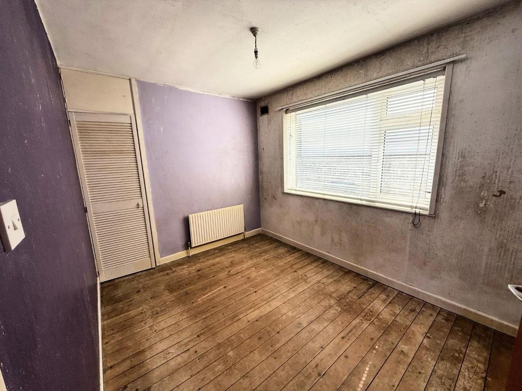 Hollycroft bed 2 .JPG