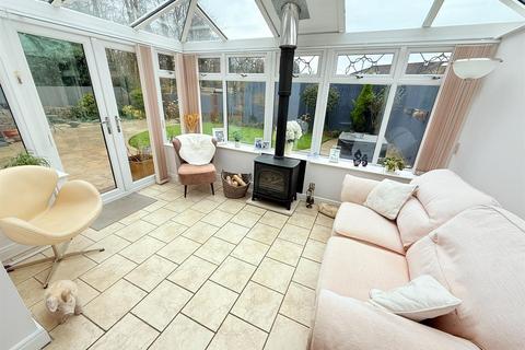 4 bedroom detached house for sale, Whalley Road, Great Harwood, Blackburn