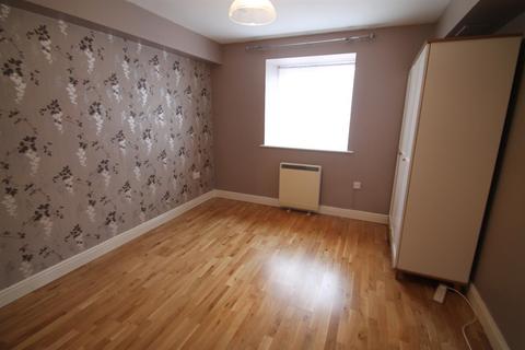 1 bedroom flat to rent, St. Peters Street, Maidstone ME16