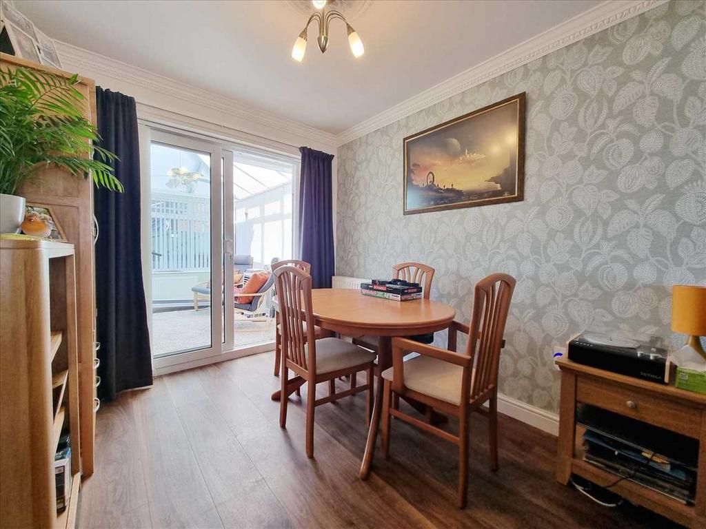 Dining Room: