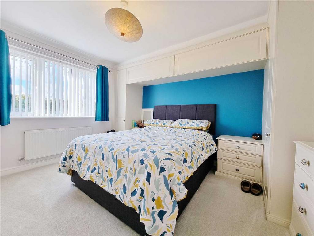 Bedroom 1: