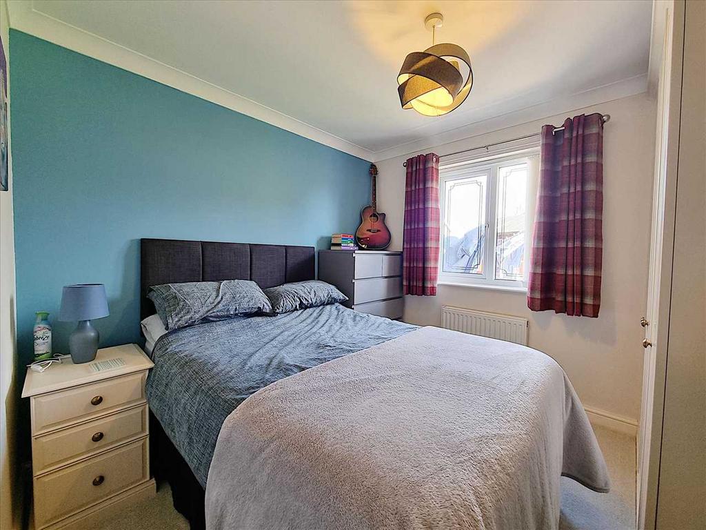Bedroom 2: