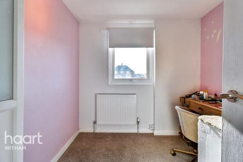 86 Allectus Way, Witham, CM8 1NY