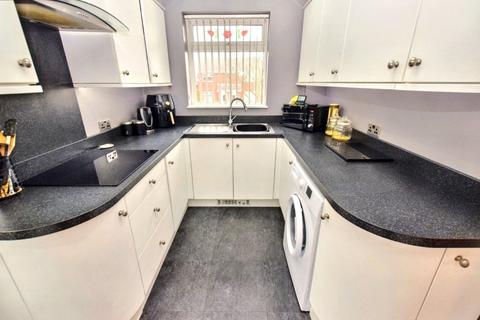 1 bedroom bungalow for sale, Thornhill Croft, Leeds, West Yorkshire