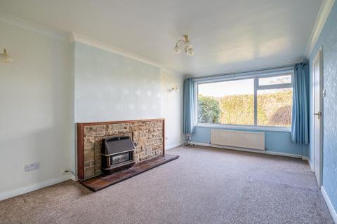 2 bedroom semi-detached bungalow for sale, Eastlands Avenue, York