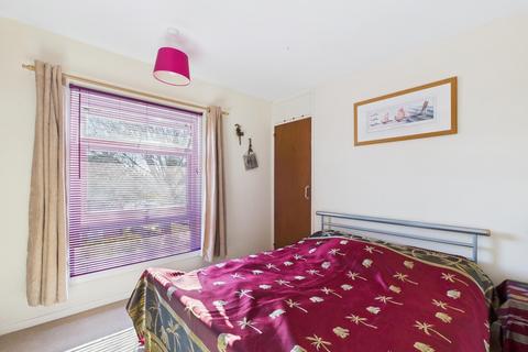 41 Dover Close, Basingstoke, RG23 8EQ