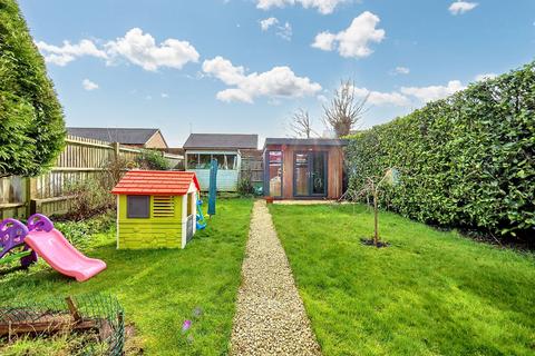 3 bedroom end of terrace house for sale, Cants Lane, Burgess Hill, RH15