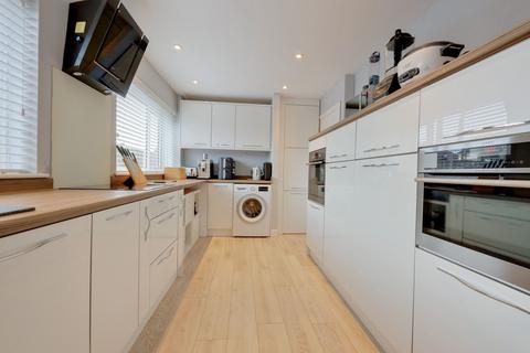 3 bedroom end of terrace house for sale, Cants Lane, Burgess Hill, RH15