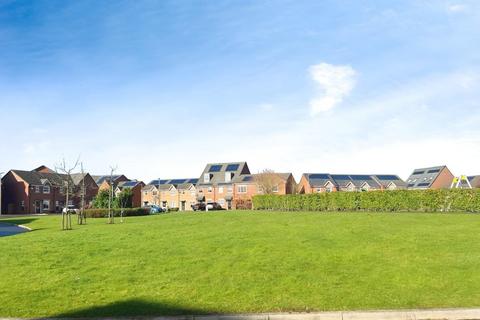 3 bedroom townhouse for sale, Wilkinson Park Drive, Leigh