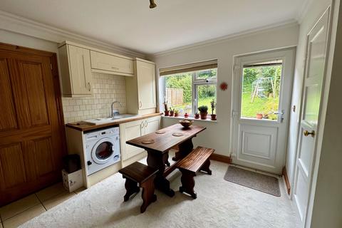 2 bedroom flat for sale, Tor View Avenue, Glastonbury, Somerset