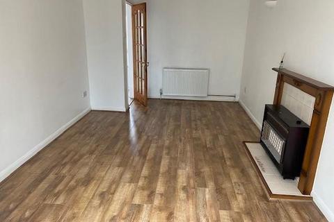 3 bedroom detached house to rent, Emerald Road, Luton LU4