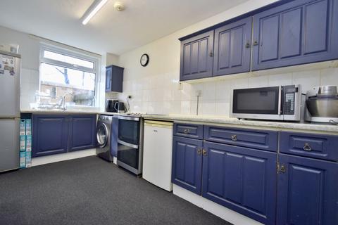 3 bedroom terraced house for sale, Mereworth Close, New Humberstone, Leicester, LE5