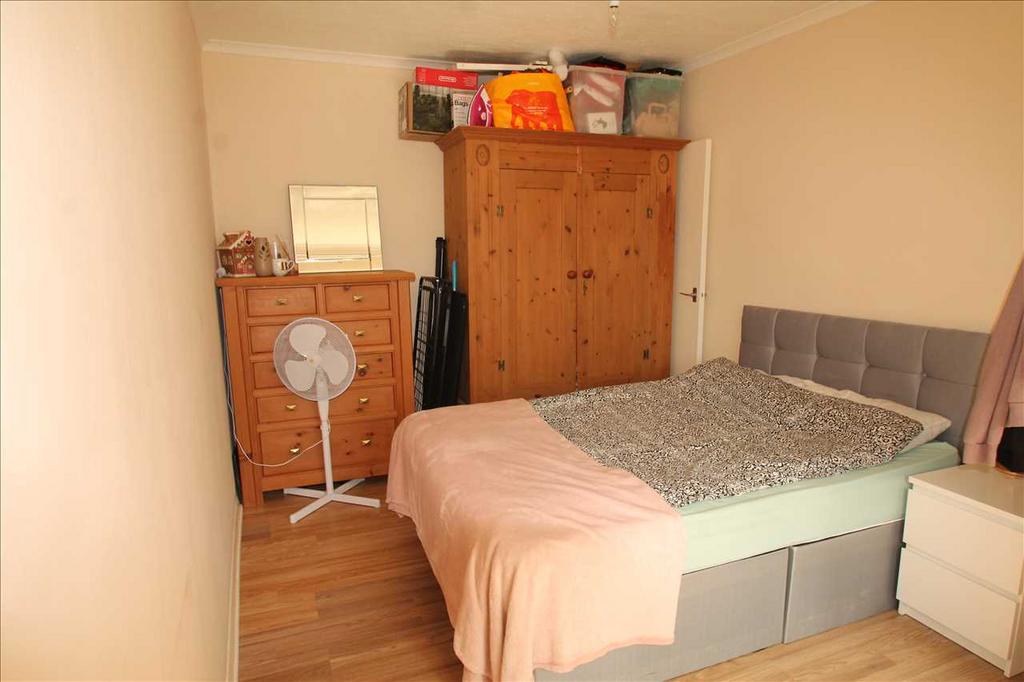 Bedroom 3/ office
