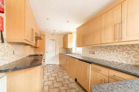 5 bedroom maisonette to rent, £90pppw - Chillingham Road, Heaton , Newcastle Upon Tyne