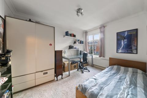 28 Montague Road, London, W7 3PQ