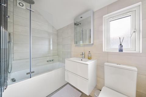 28 Montague Road, London, W7 3PQ