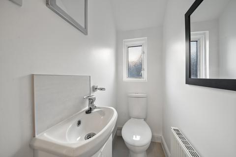 28 Montague Road, London, W7 3PQ