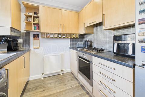 3 bedroom terraced house for sale, Kirklands, Renfrew, PA4