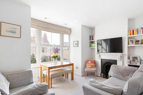 2 bedroom apartment for sale, London W4